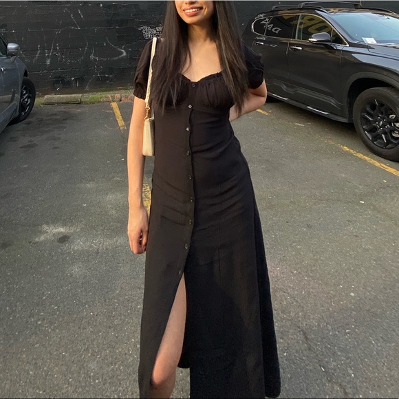 H&M Black Puff Sleeve Button Up Midi Dress 🌹🖤 - Picture 1 of 3